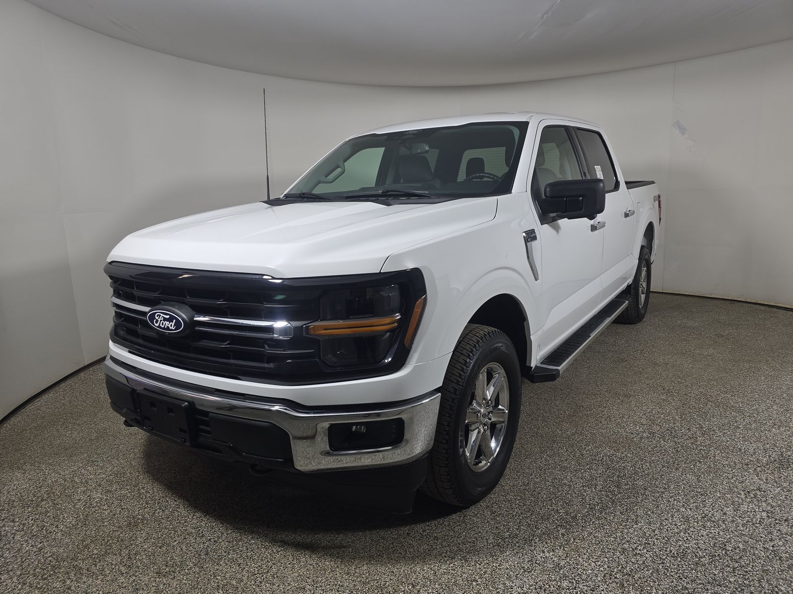 2024 Ford F-150 XLT AWD