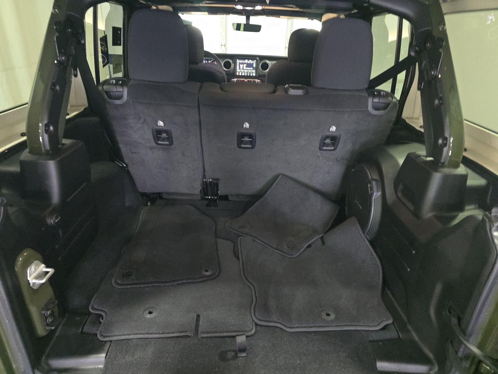 2023 Jeep Wrangler Sahara AWD