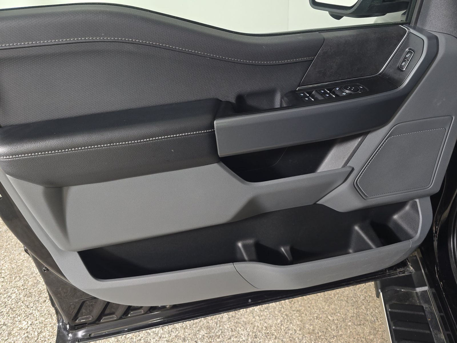 2024 Ford F-150 XLT AWD