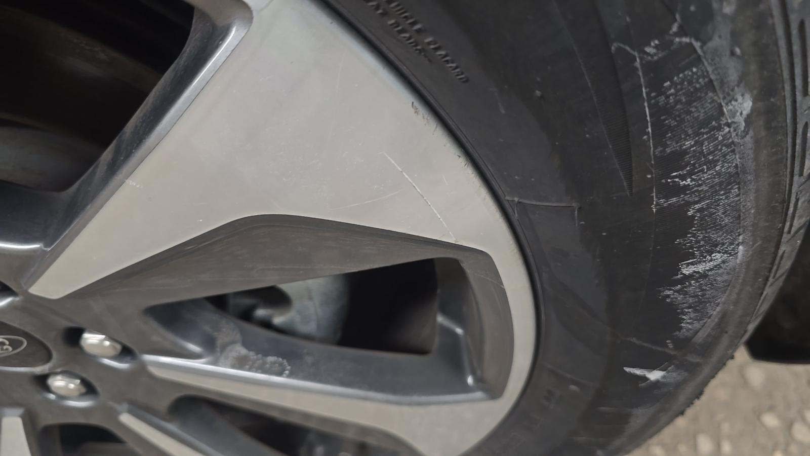 2025 Ford Escape Platinum AWD