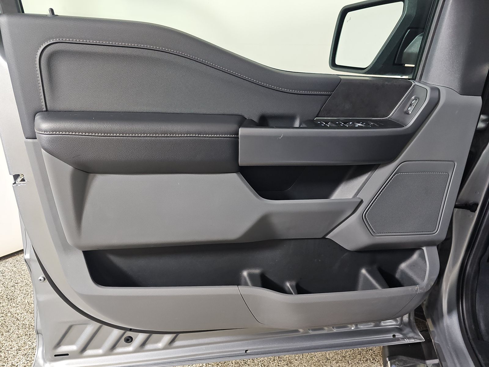 2025 Ford F-150 XLT AWD