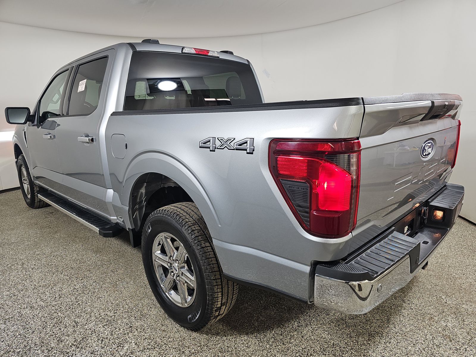 2025 Ford F-150 XLT AWD