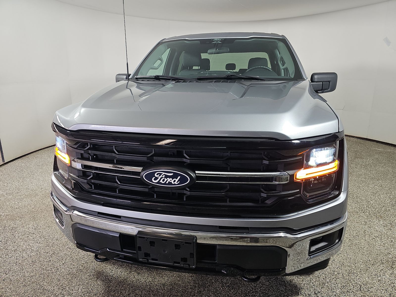 2025 Ford F-150 XLT AWD