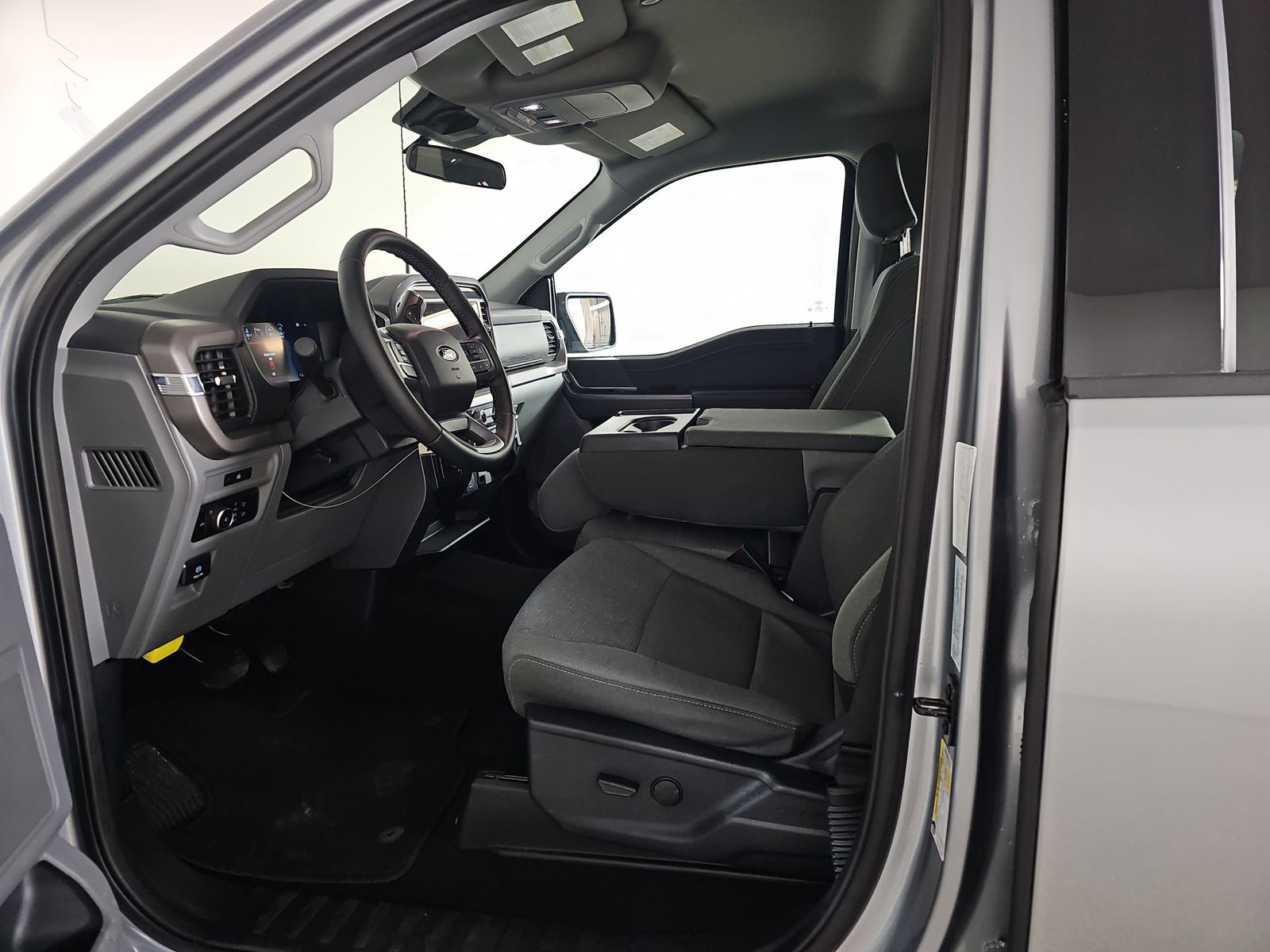 2025 Ford F-150 XLT AWD