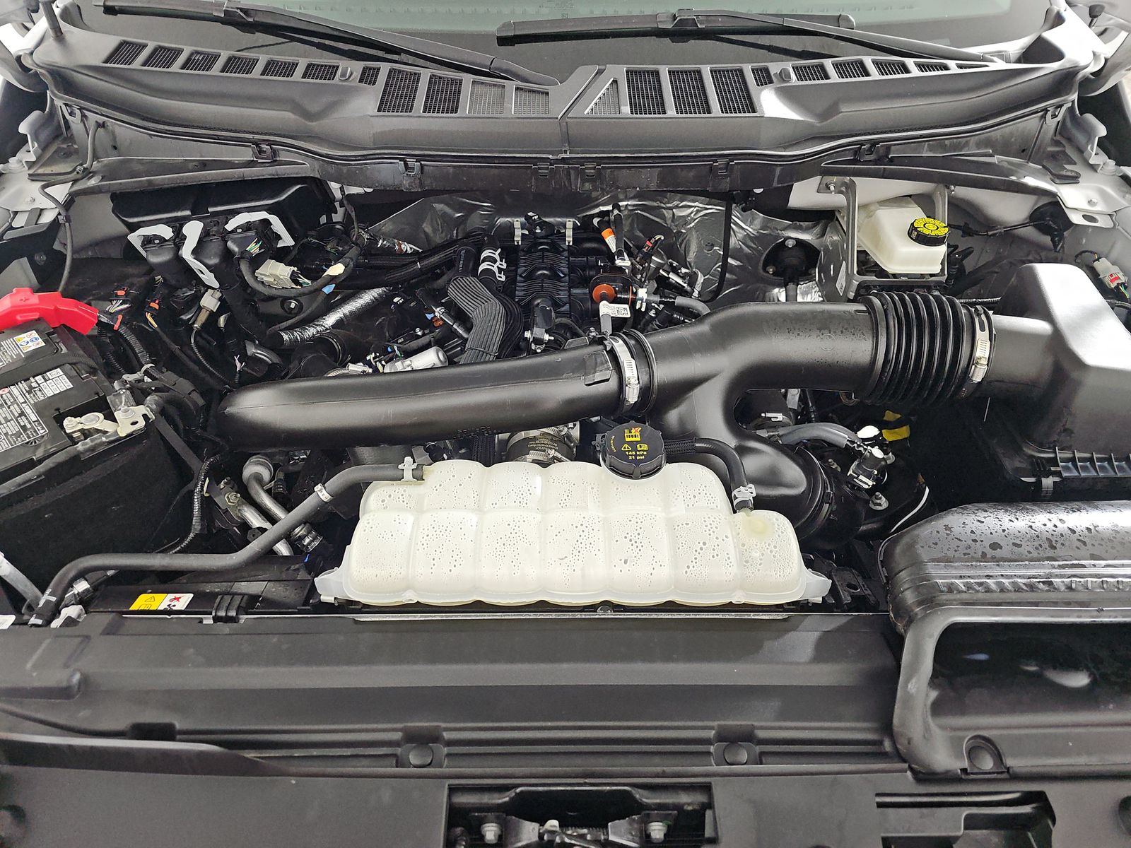 2025 Ford F-150 XLT AWD