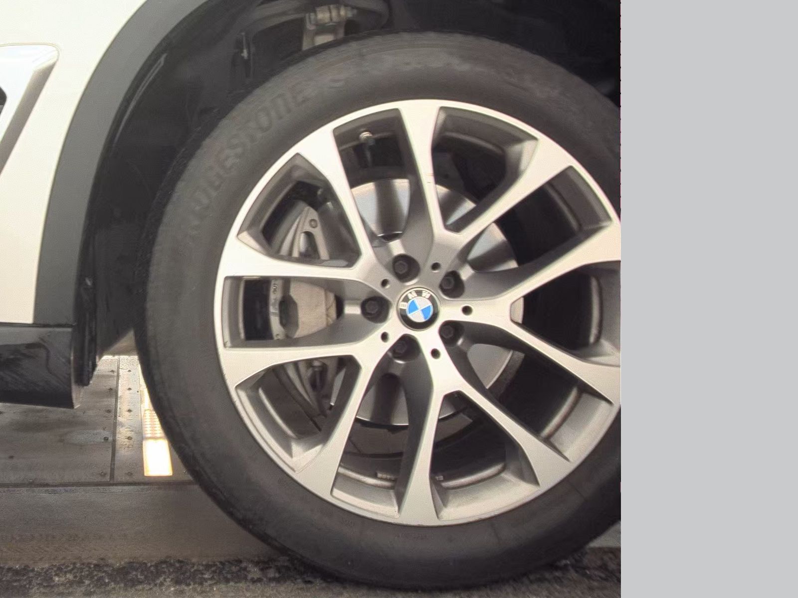 2024 BMW X5 sDrive40i RWD