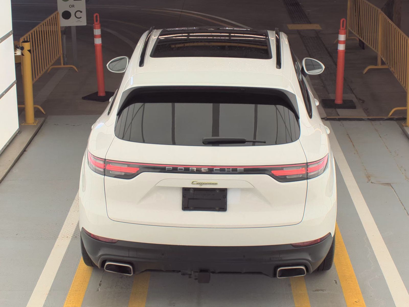 2022 Porsche Cayenne E-Hybrid AWD