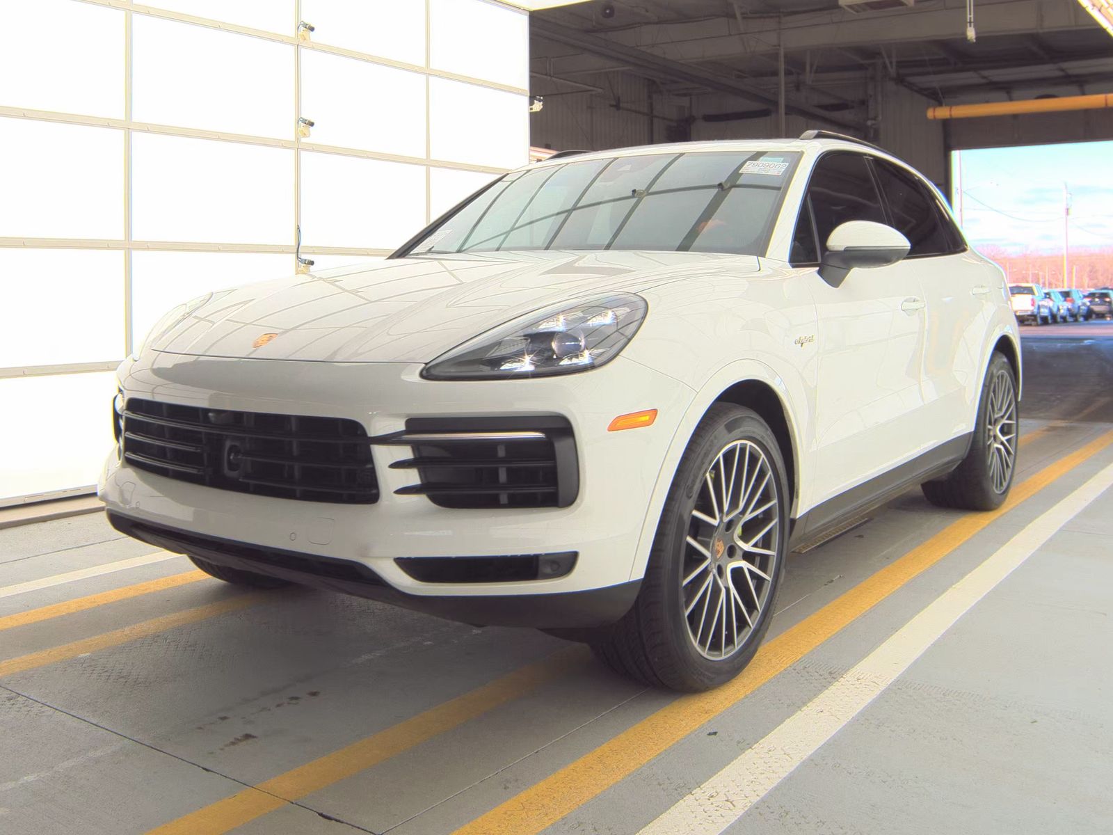 2022 Porsche Cayenne E-Hybrid AWD