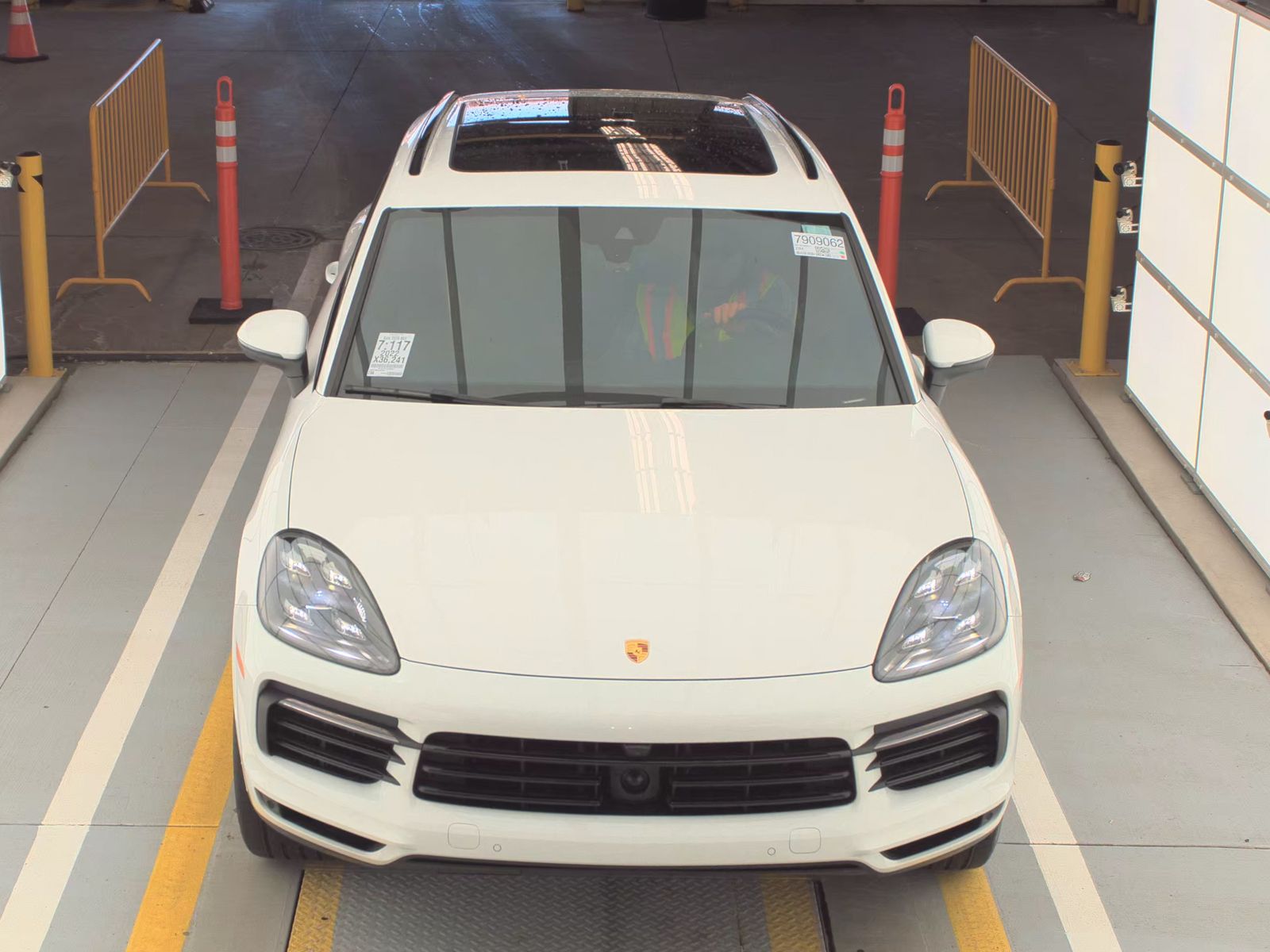 2022 Porsche Cayenne E-Hybrid AWD