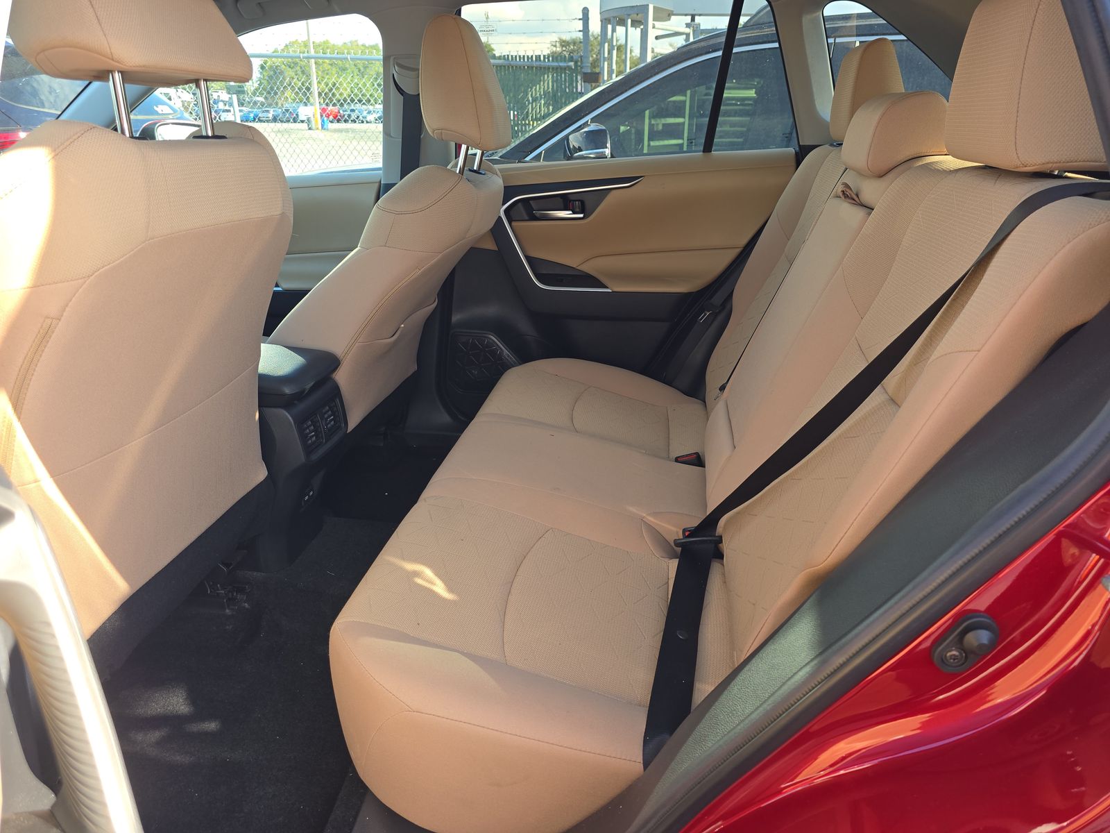 2022 Toyota RAV4 XLE FWD