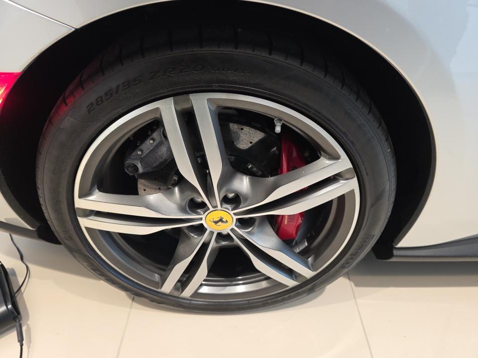 2019 Ferrari Portofino Base RWD