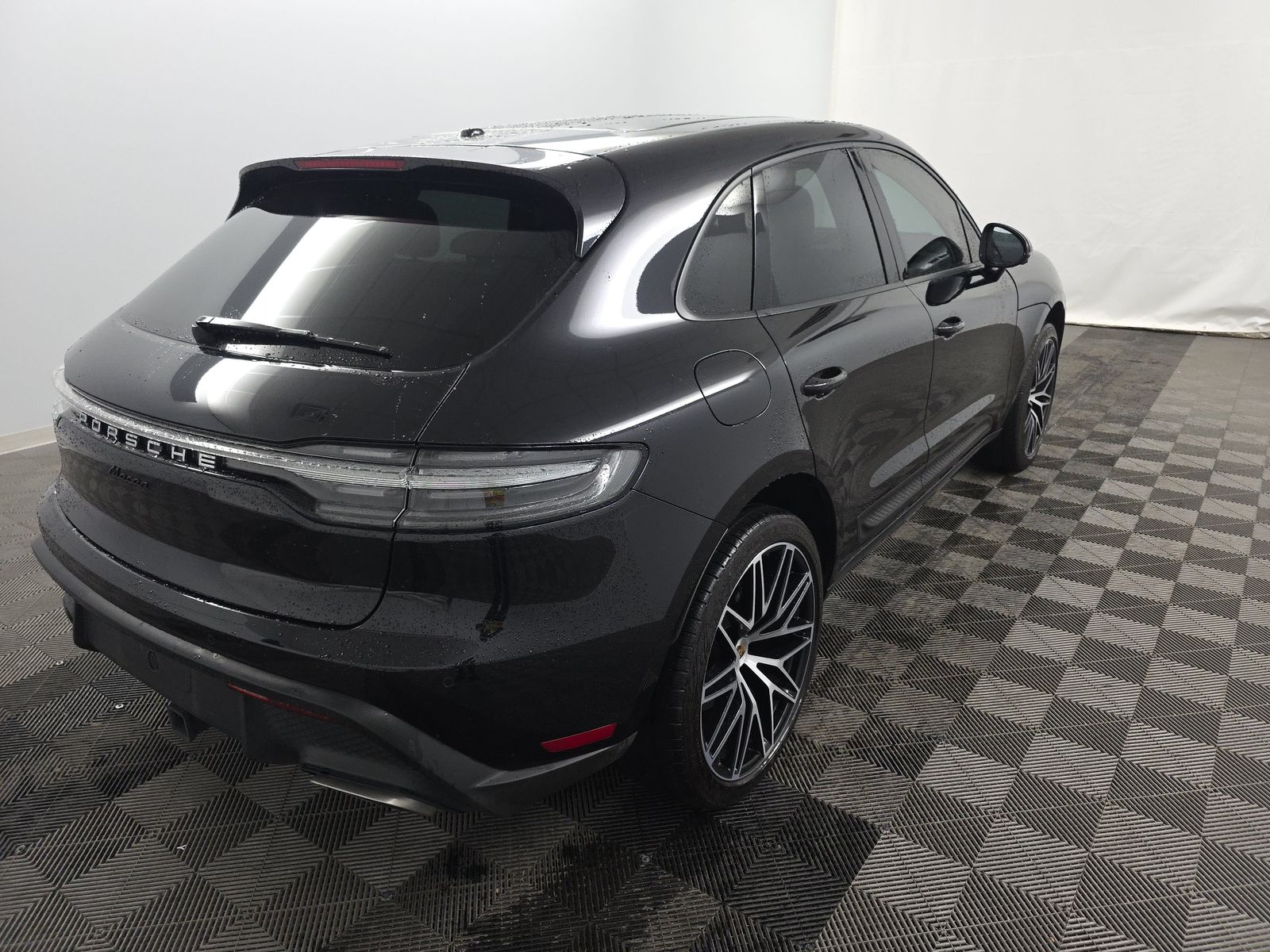 2023 Porsche Macan Base AWD