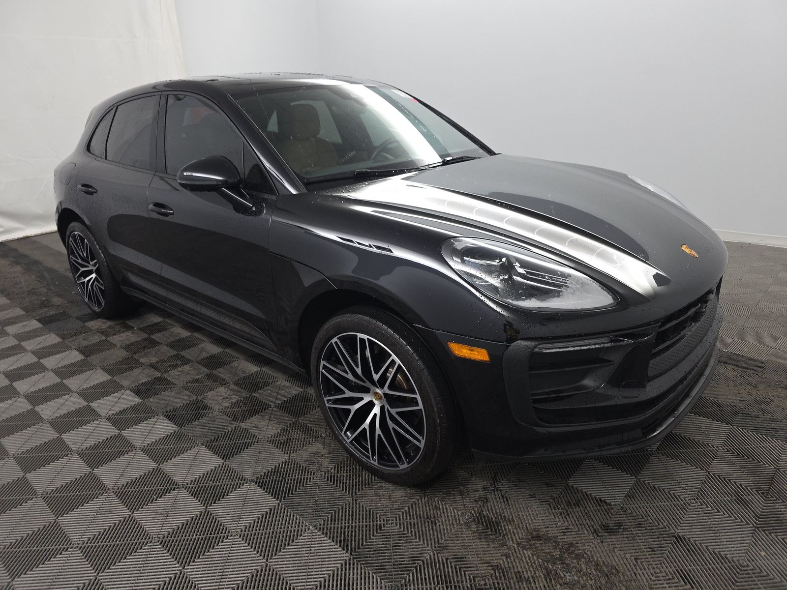 2023 Porsche Macan Base AWD