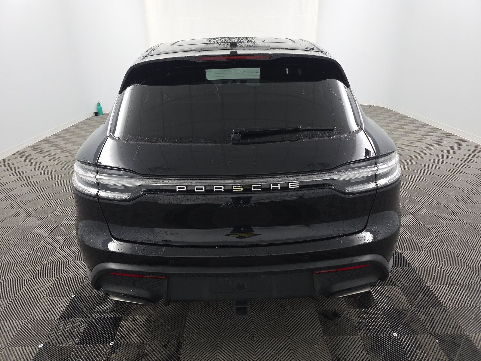 2023 Porsche Macan Base AWD