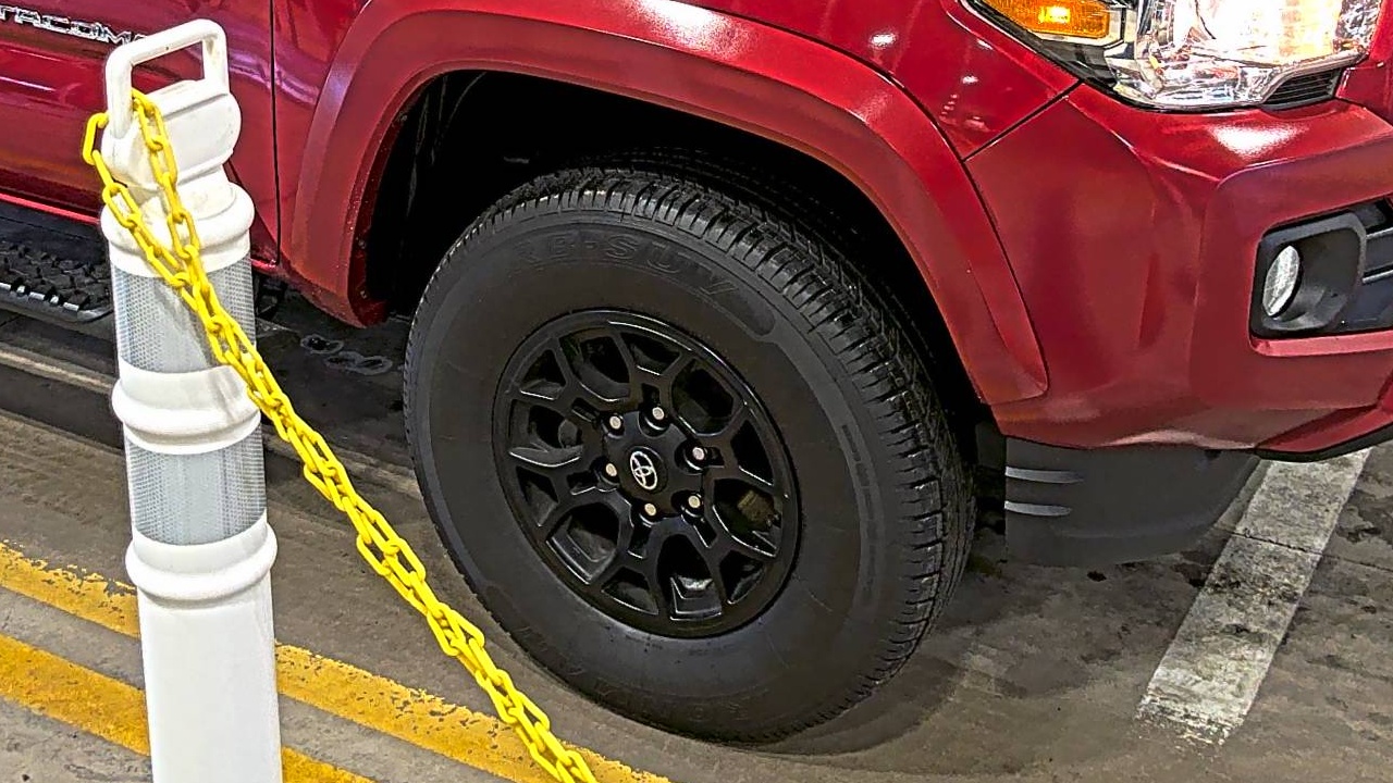 2022 Toyota Tacoma SR5 RWD