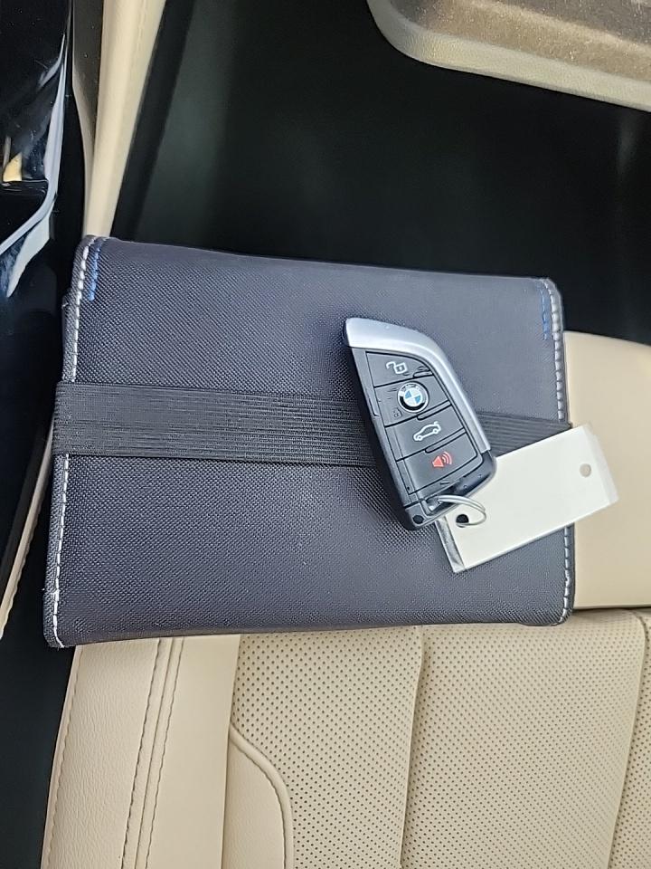 2023 BMW X4 xDrive30i AWD