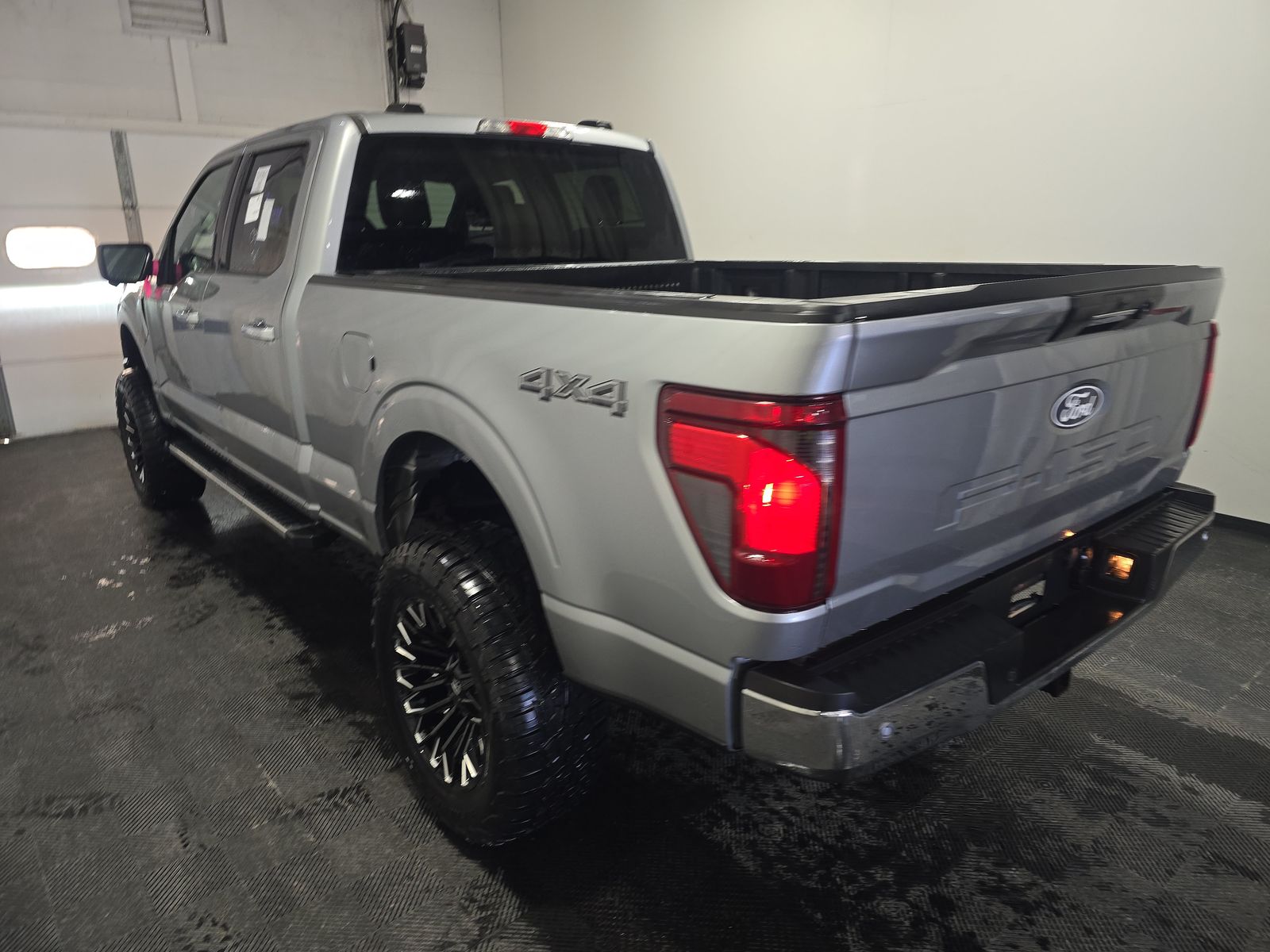 2024 Ford F-150 XLT AWD