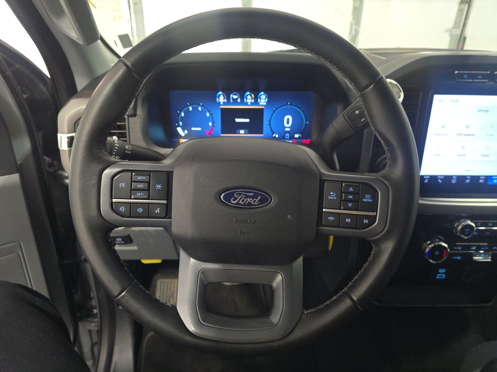 2024 Ford F-150 XLT AWD