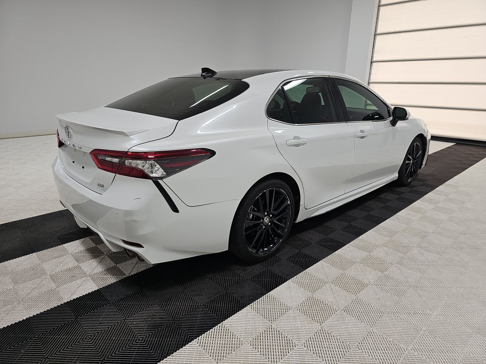 2023 Toyota Camry XSE FWD