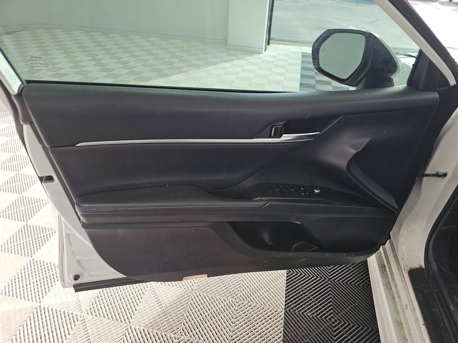 2023 Toyota Camry XSE FWD