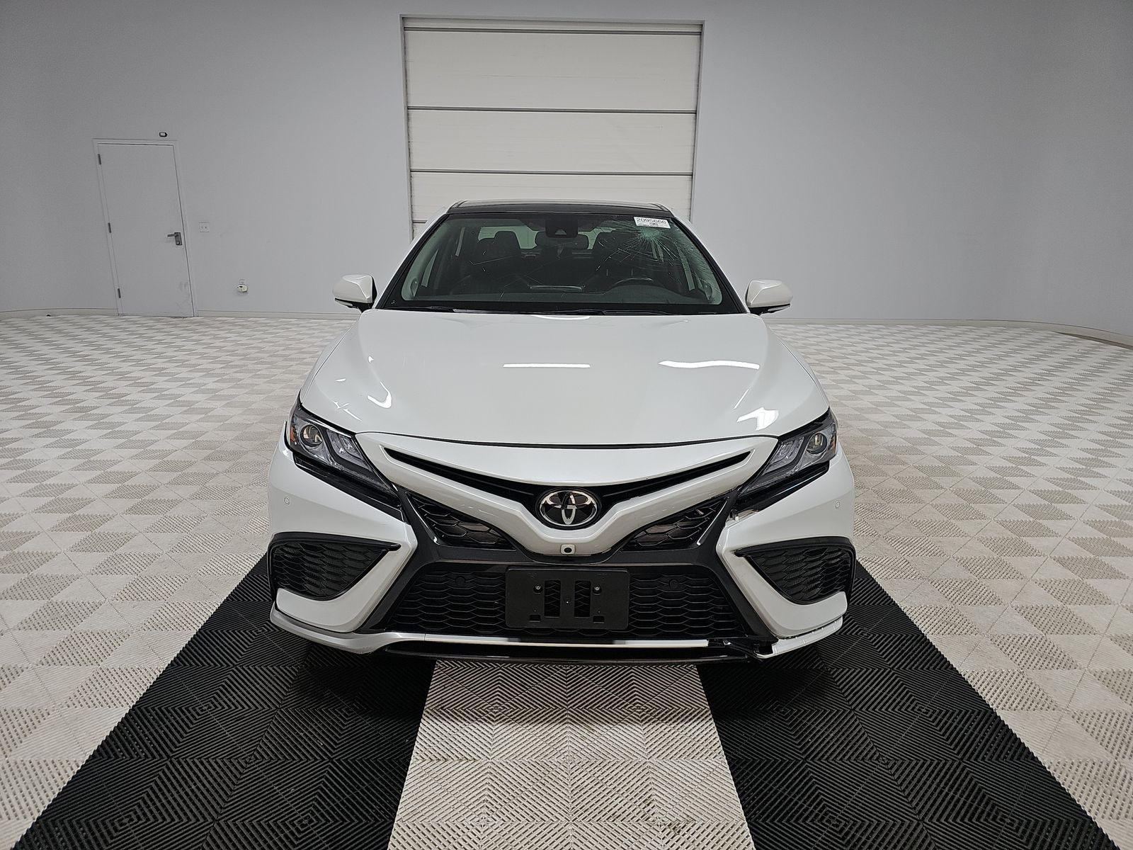 2023 Toyota Camry XSE FWD