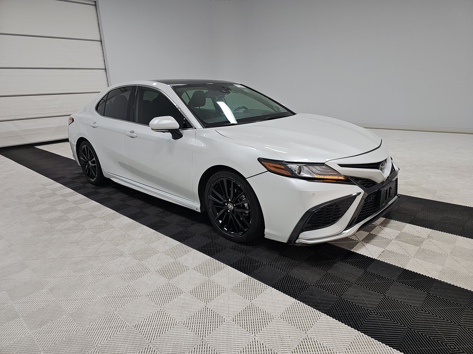 2023 Toyota Camry XSE FWD