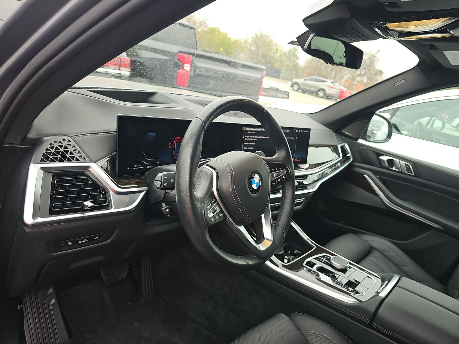 2025 BMW X5 xDrive40i AWD