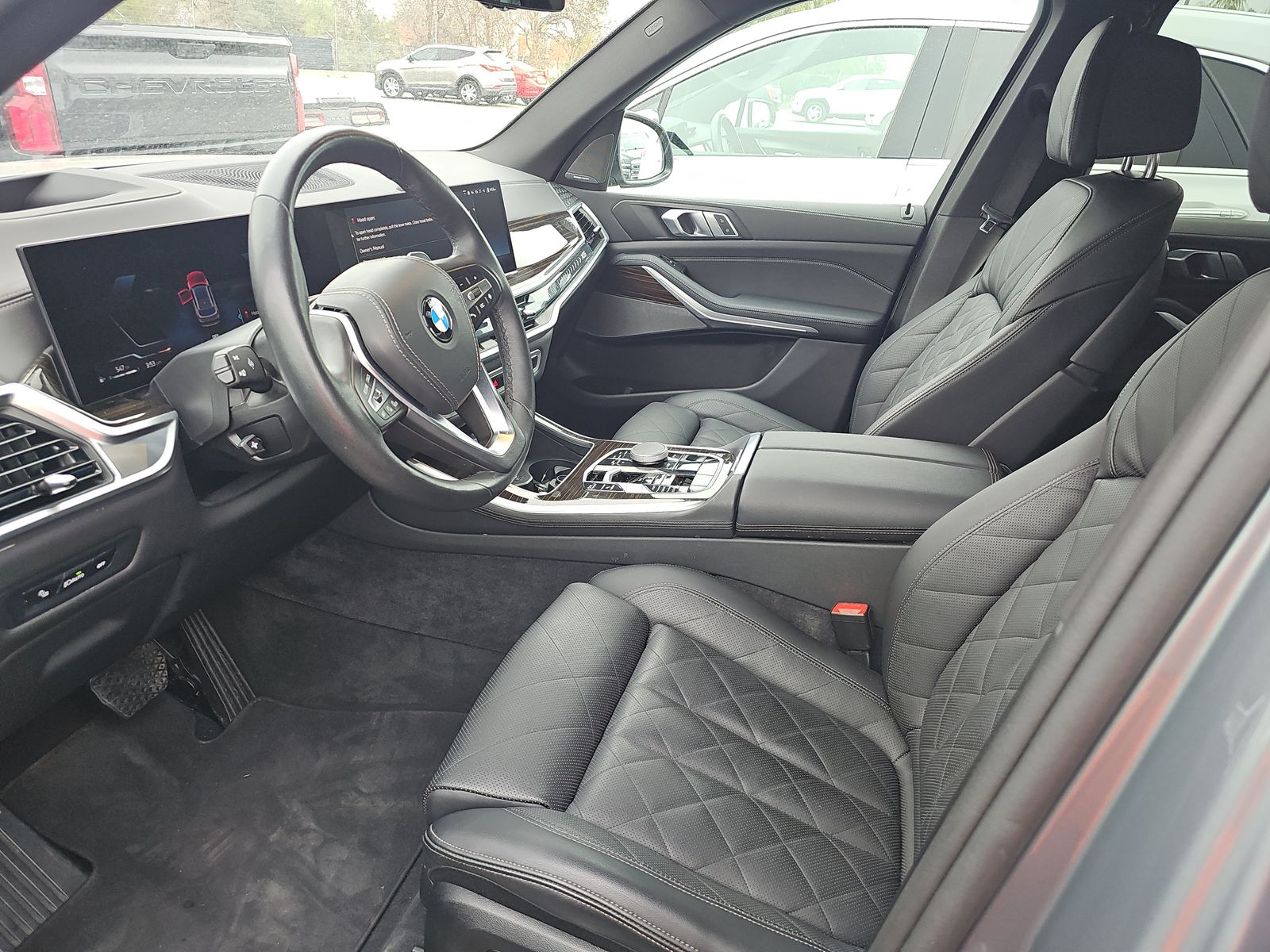 2025 BMW X5 xDrive40i AWD