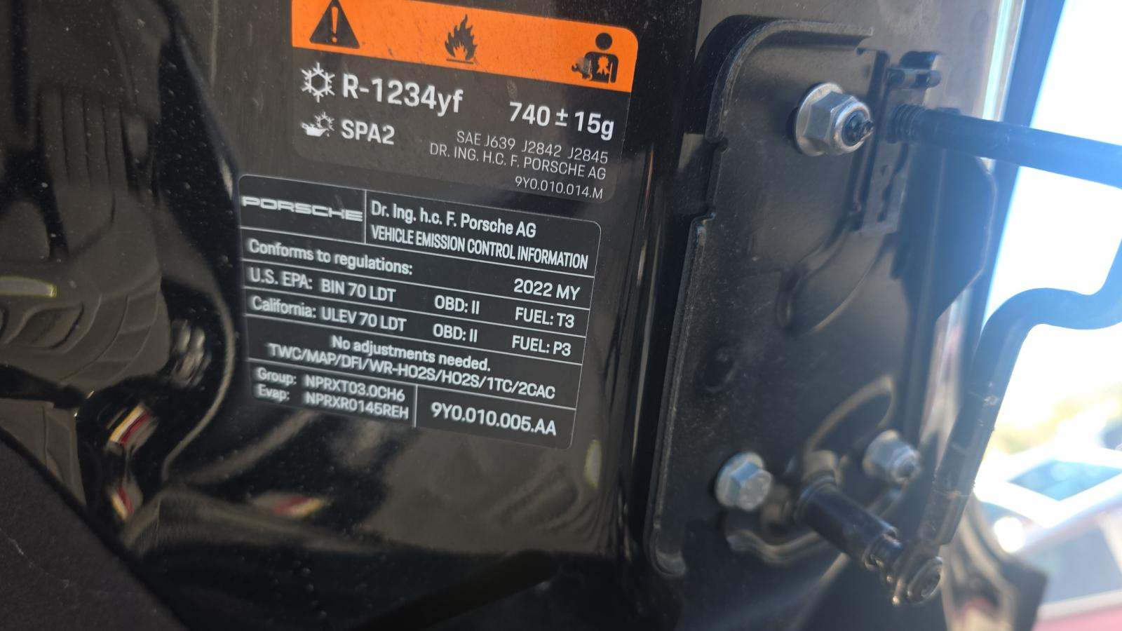 2022 Porsche Cayenne E-Hybrid AWD