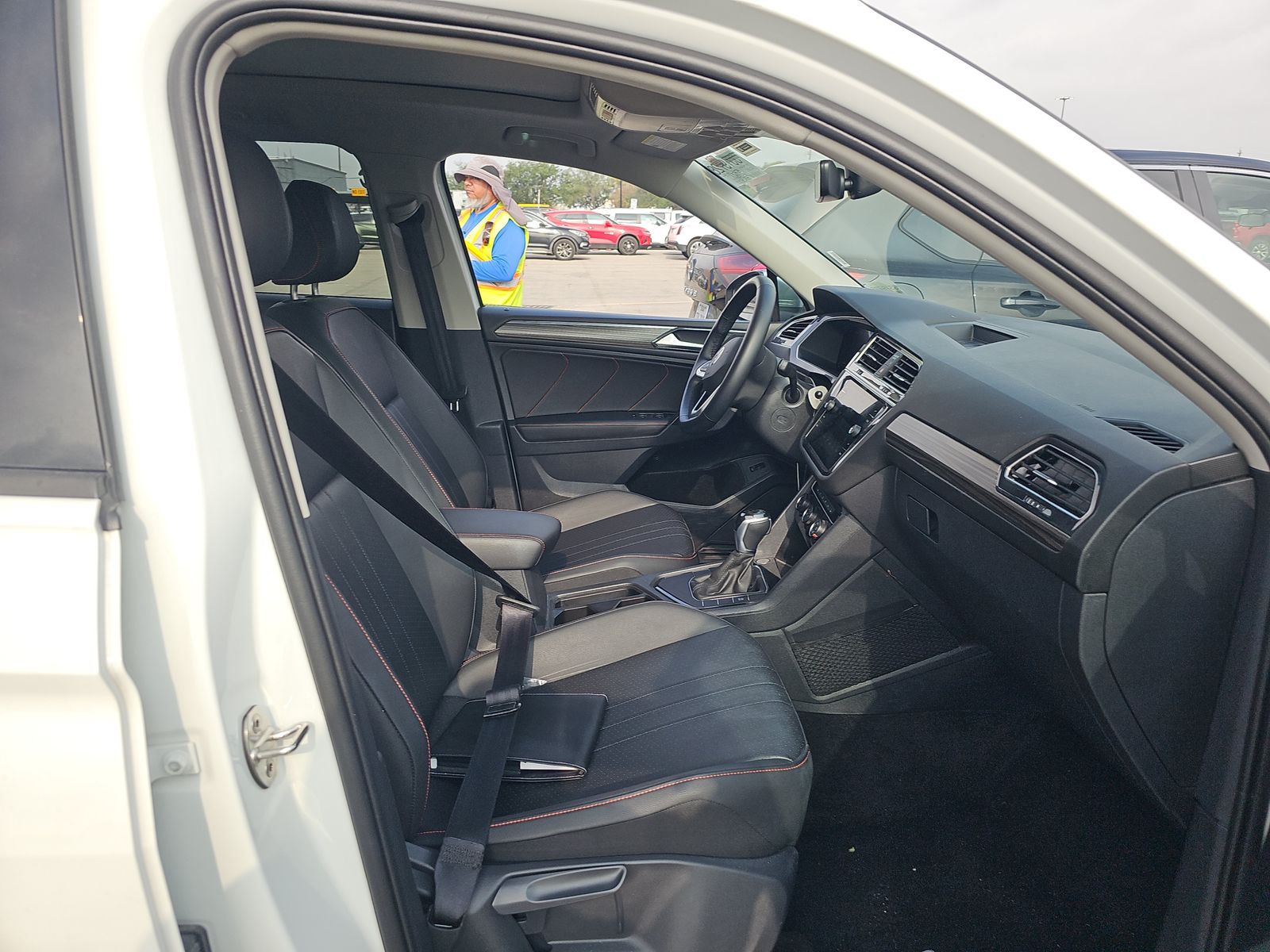 2024 Volkswagen Tiguan 2.0T Wolfsburg Edition FWD