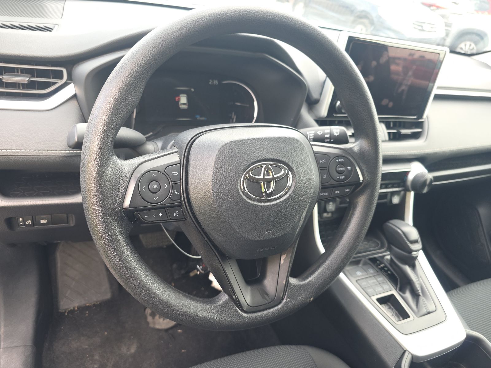 2024 Toyota RAV4 LE AWD