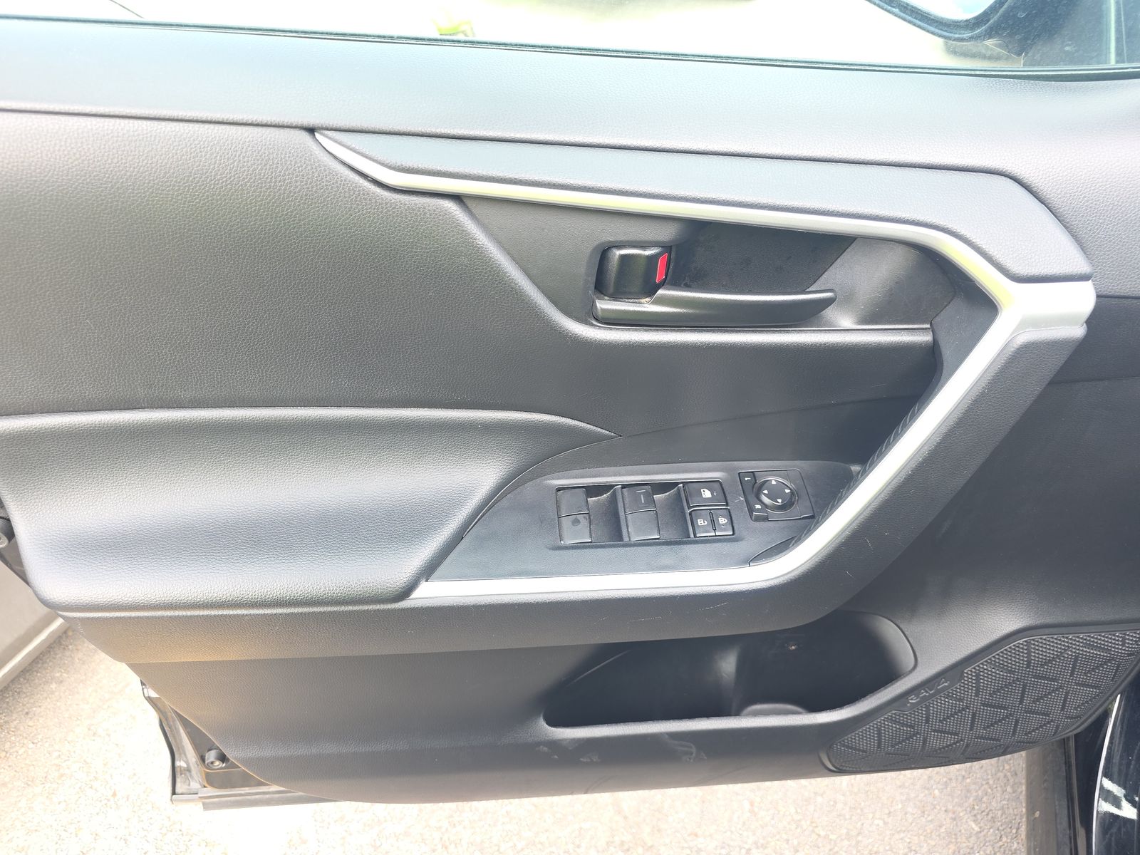 2024 Toyota RAV4 LE AWD