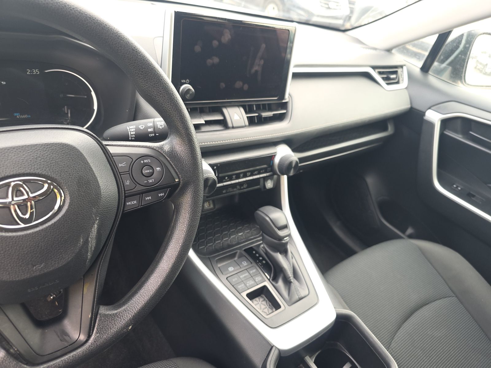 2024 Toyota RAV4 LE AWD