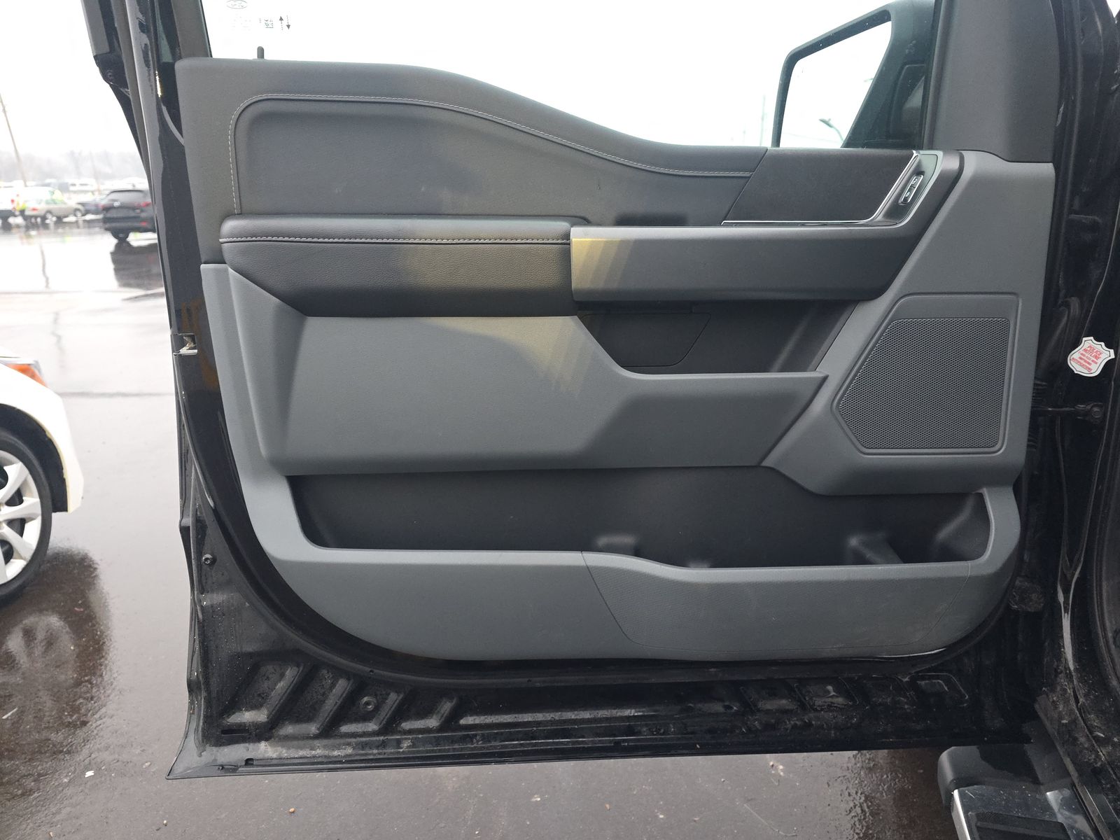 2025 Ford F-150 Hybrid XLT AWD