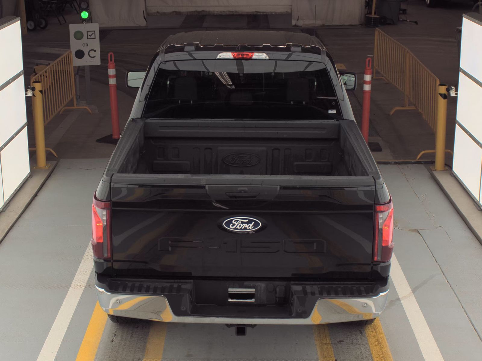 2025 Ford F-150 Hybrid XLT AWD