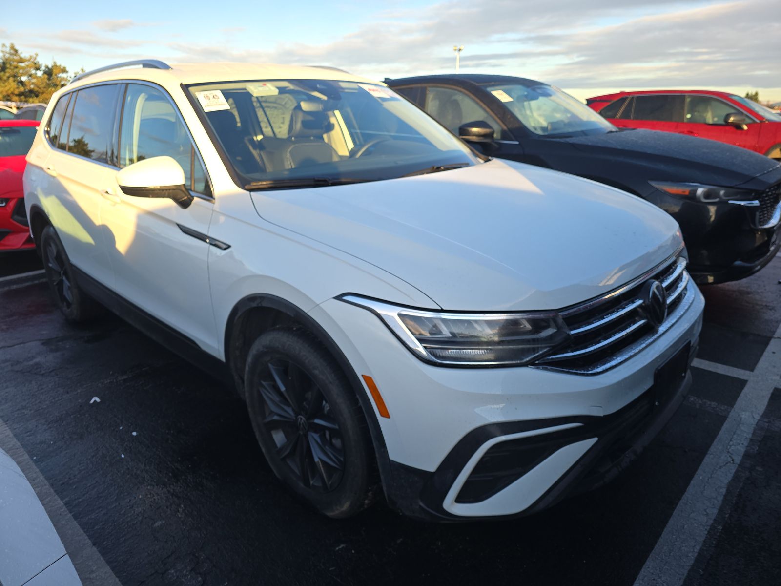 2024 Volkswagen Tiguan 2.0T Wolfsburg Edition FWD