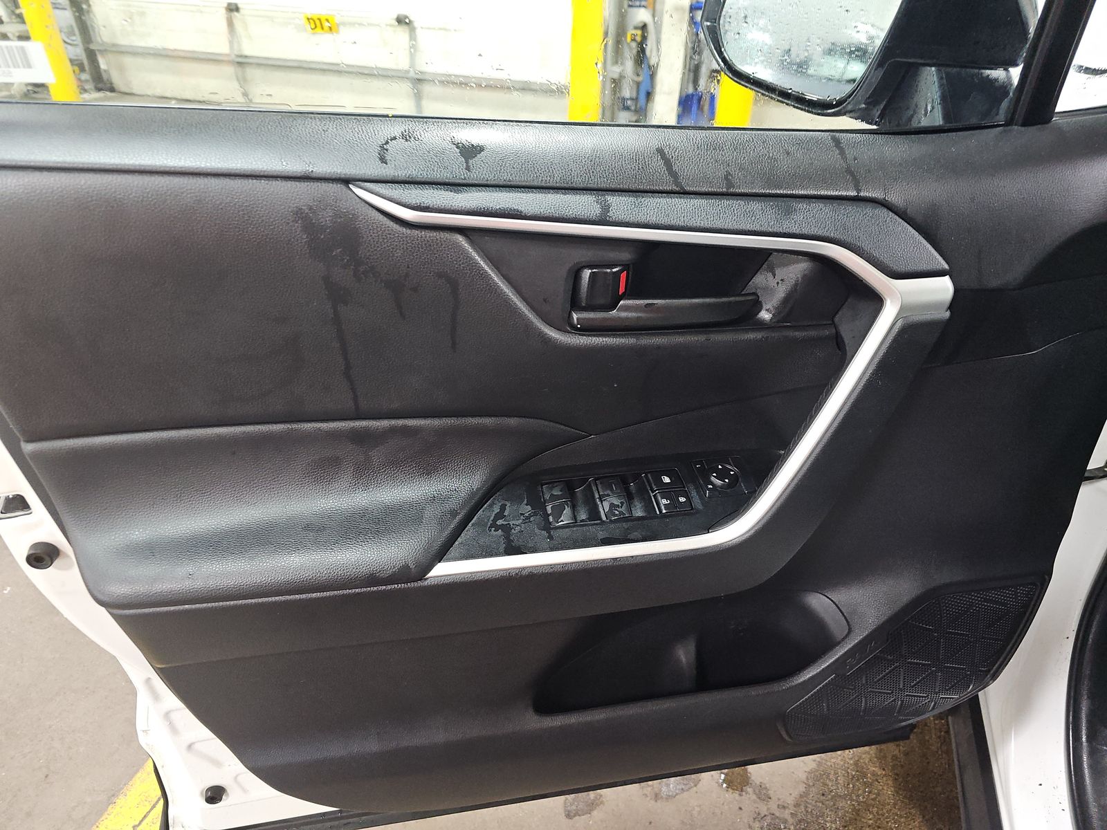 2024 Toyota RAV4 LE AWD