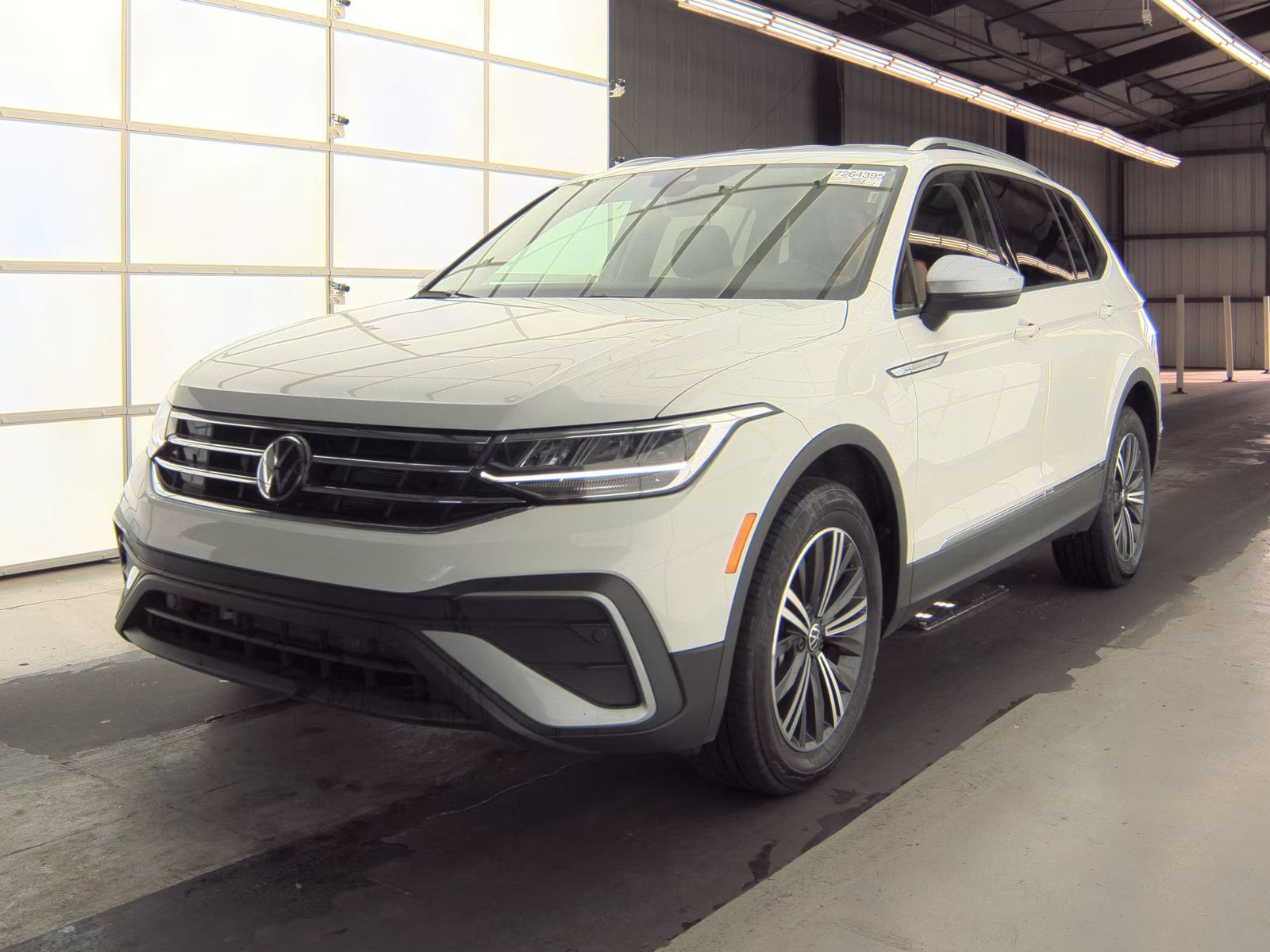 2024 Volkswagen Tiguan 2.0T Wolfsburg Edition FWD