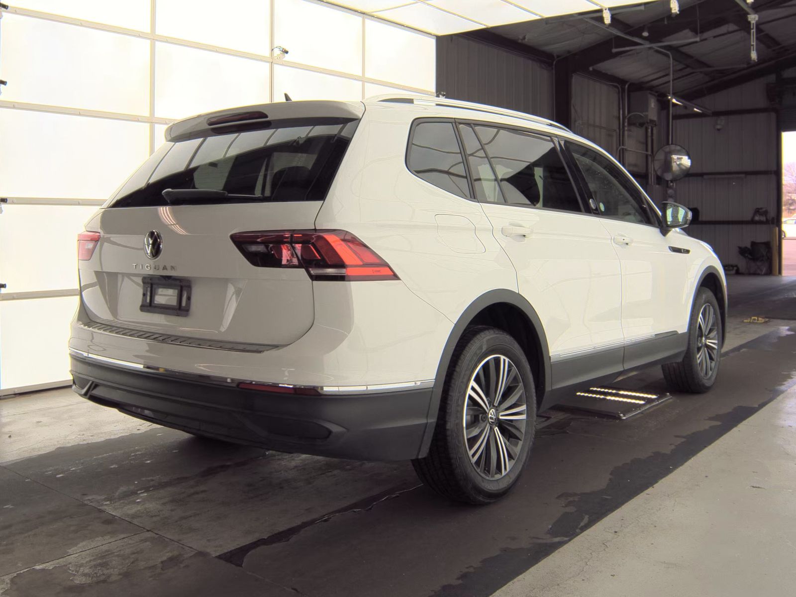 2024 Volkswagen Tiguan 2.0T Wolfsburg Edition FWD