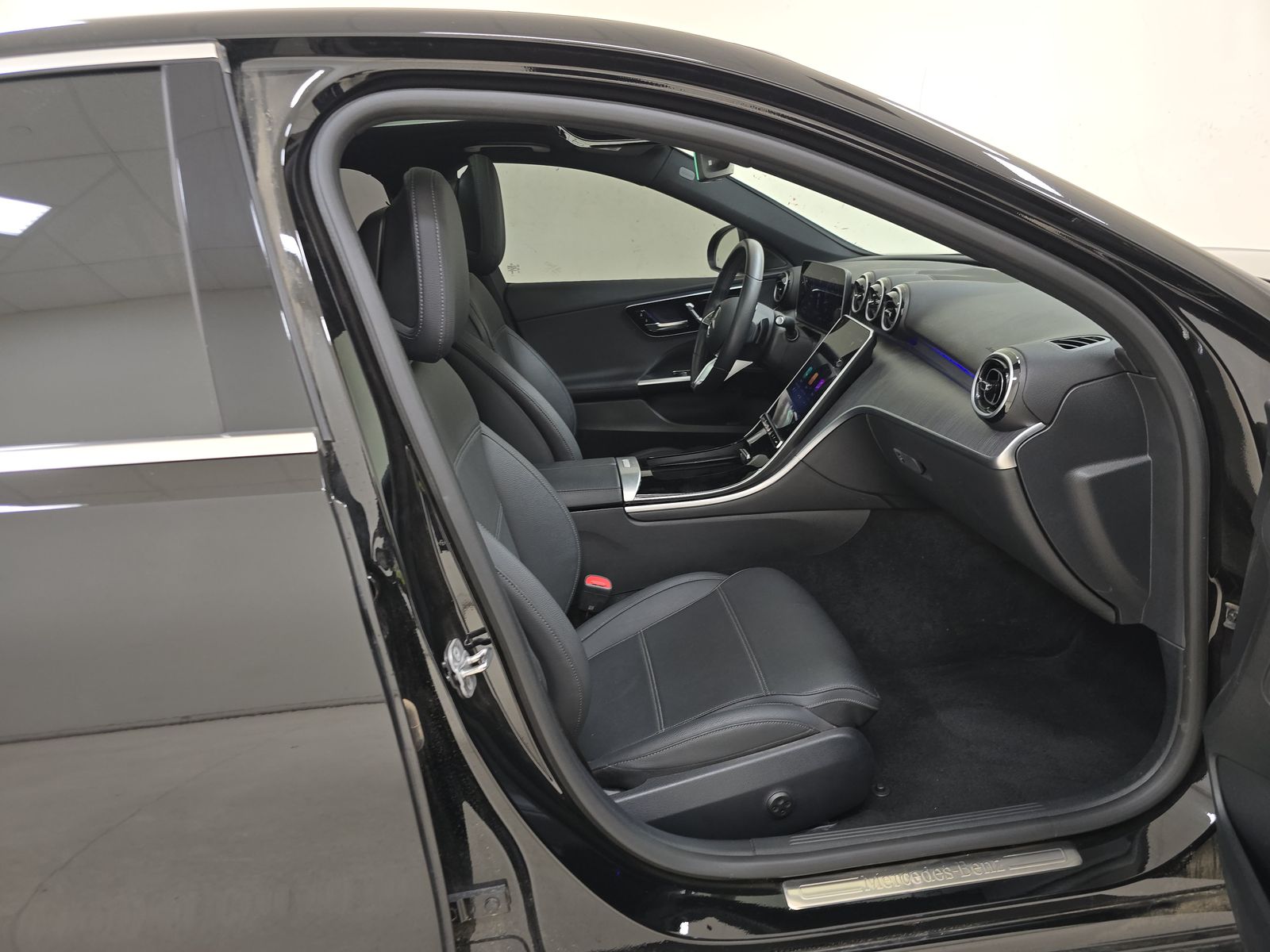 2025 Mercedes-Benz C-Class C 300 RWD