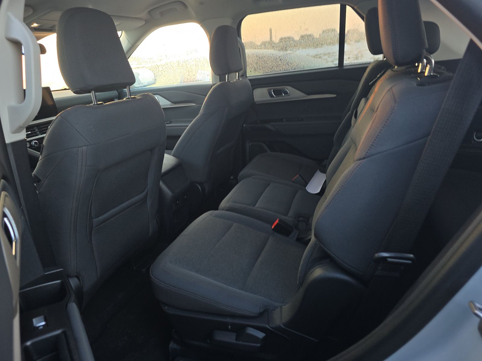 2025 Ford Explorer Active AWD