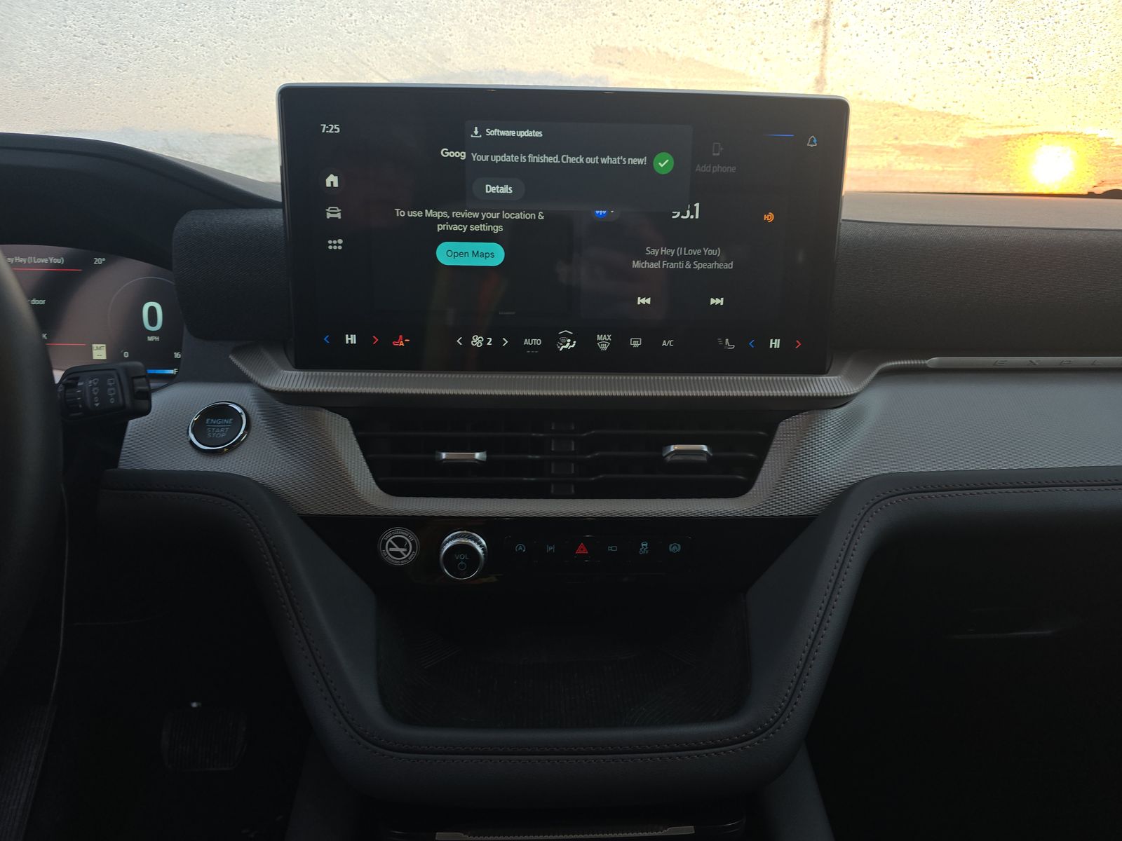 2025 Ford Explorer Active AWD