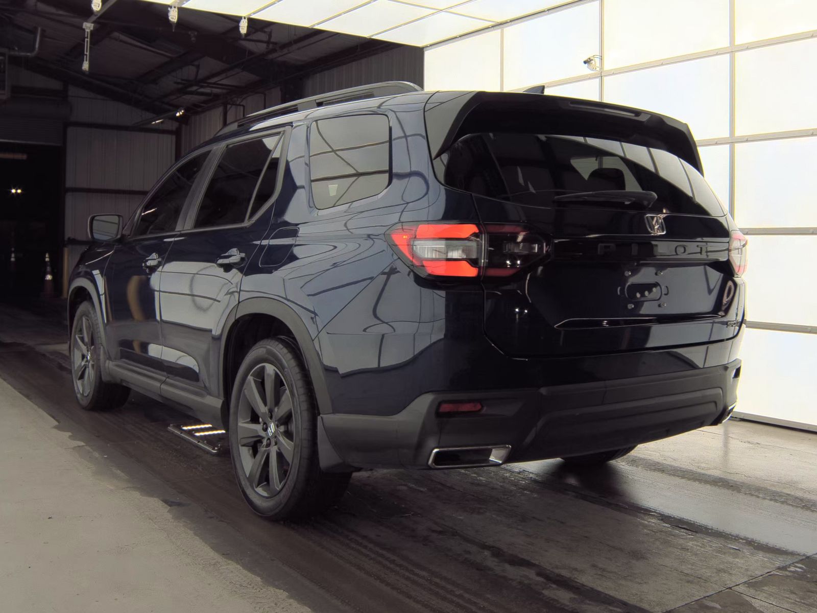 2025 Honda Pilot Sport FWD