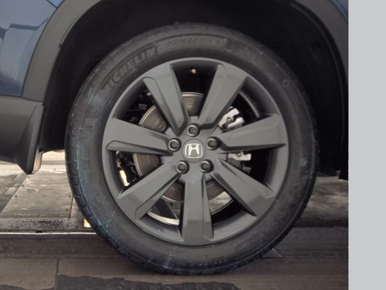 2025 Honda Pilot Sport FWD