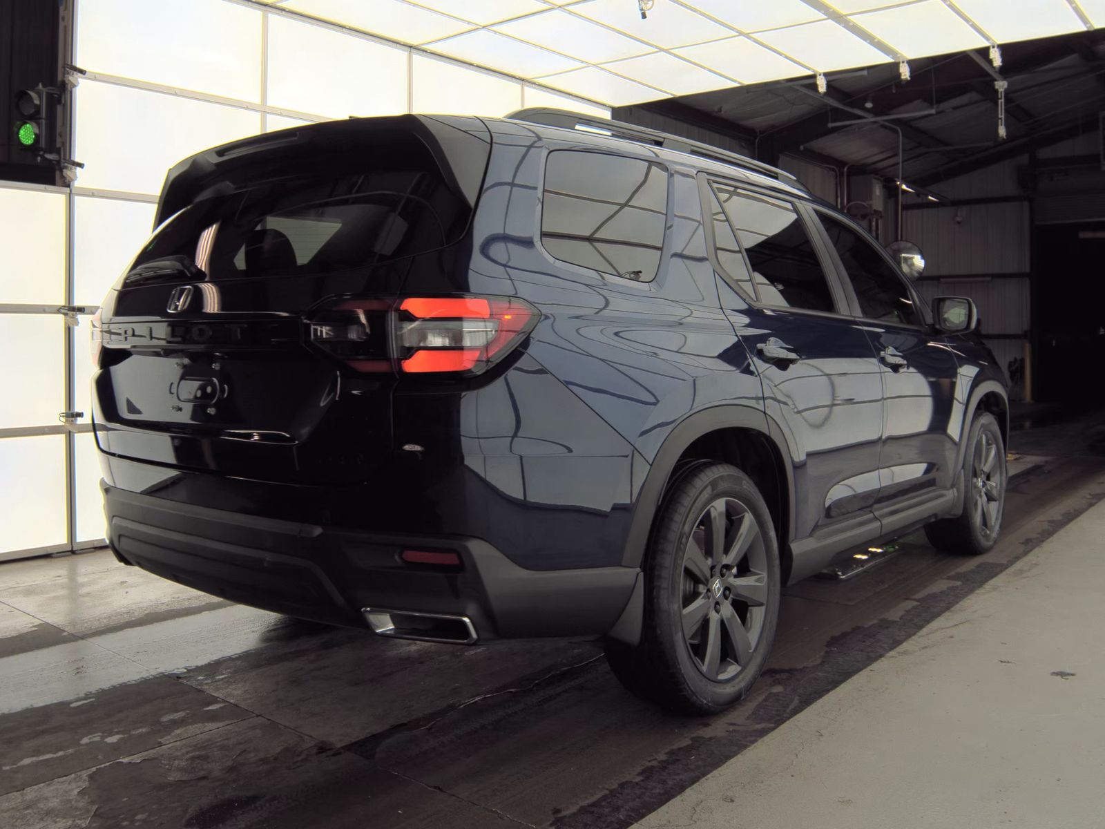 2025 Honda Pilot Sport FWD