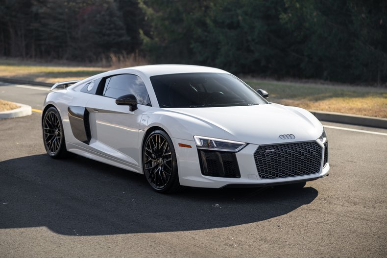 2018 Audi R8 Coupe V10 plus