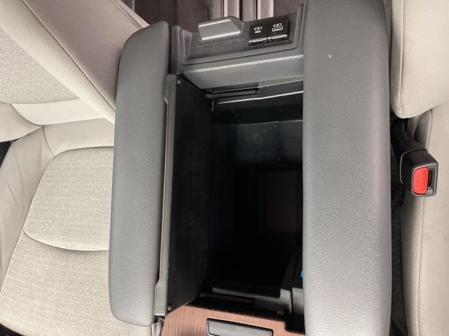 2024 Toyota Sienna LE FWD