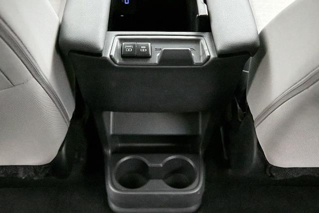 2024 Toyota Sienna LE FWD