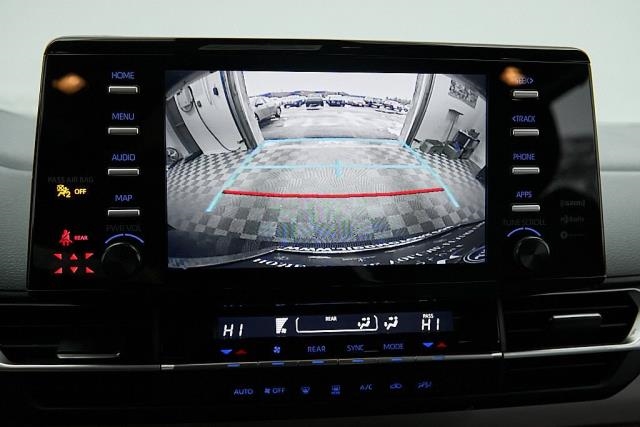 2024 Toyota Sienna LE FWD