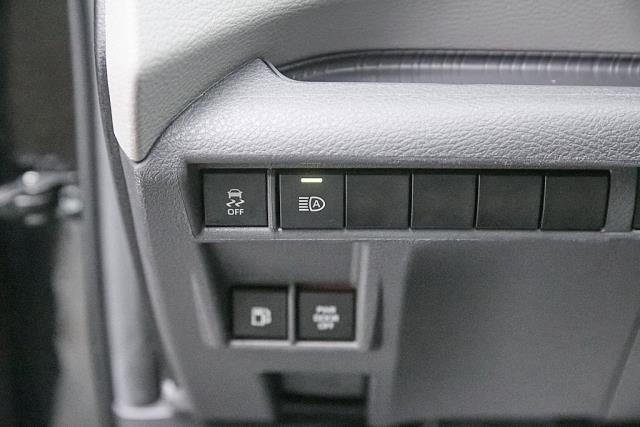 2024 Toyota Sienna LE FWD